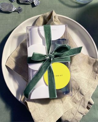 Loni byl beznadějně vyprodaný, a tak jsme The One Kit pro tuto sezónu znovu zařadili do nabídky. ZA VÝHODNOU CENU ✨ The...